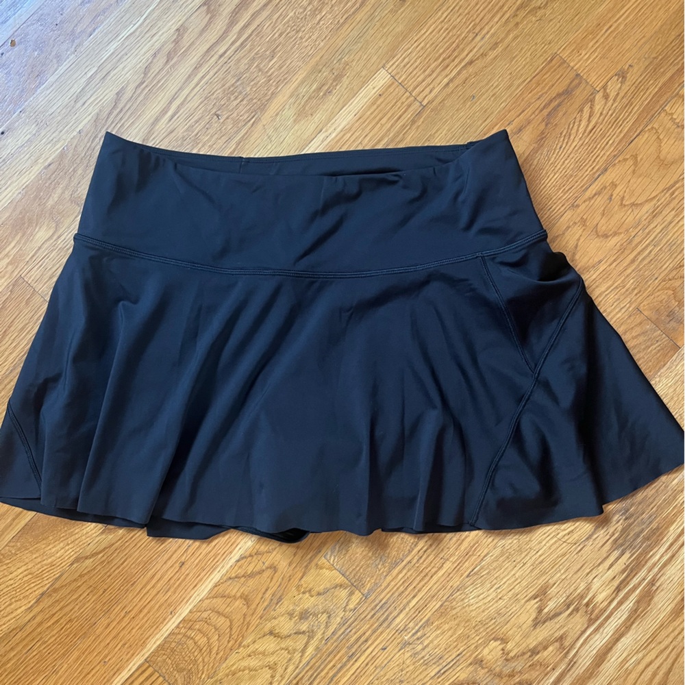 Athleta Ace Tennis skirt 13.5” size L